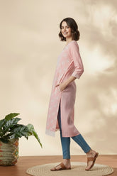 Elegant Pink Embroidered Kurta with Side Pockets
